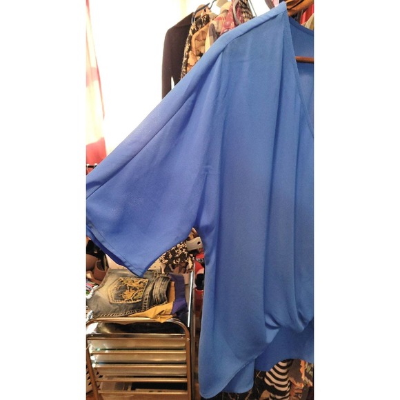 Belle+Sky Caribbean Blue Womans Flowy  V-neck Top size XXL - Picture 6 of 6